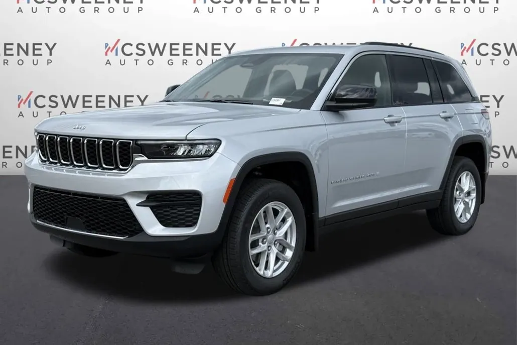 2025 Jeep Grand Cherokee Laredo X photo 1