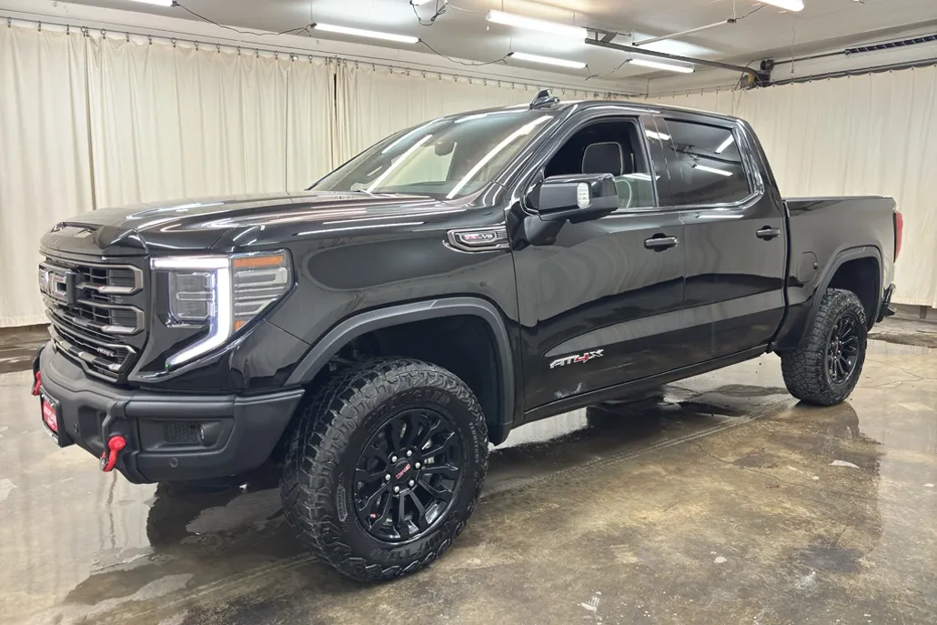 2023 Gmc Sierra 1500 AT4X photo 1