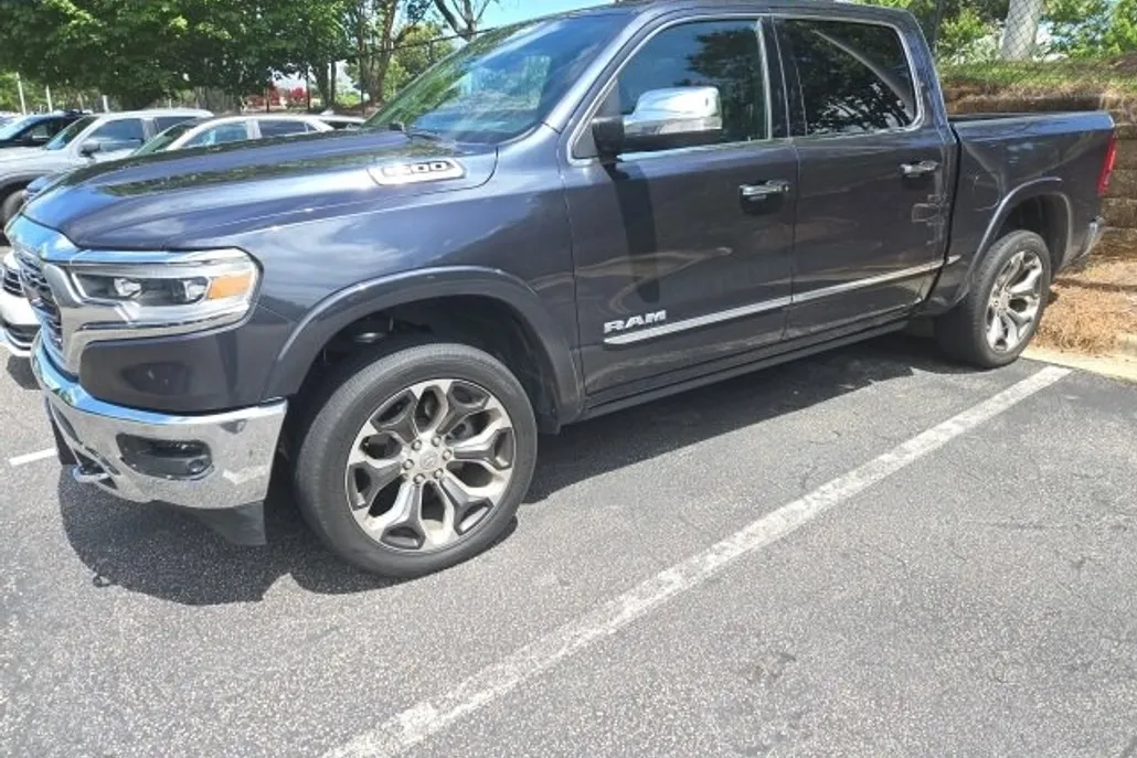 2020 Ram 1500 Limited photo 1