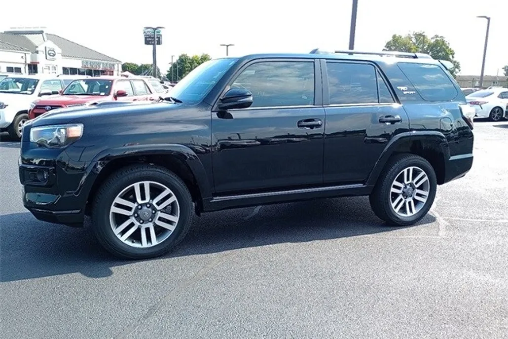 2023 Toyota 4Runner TRD Sport photo 1