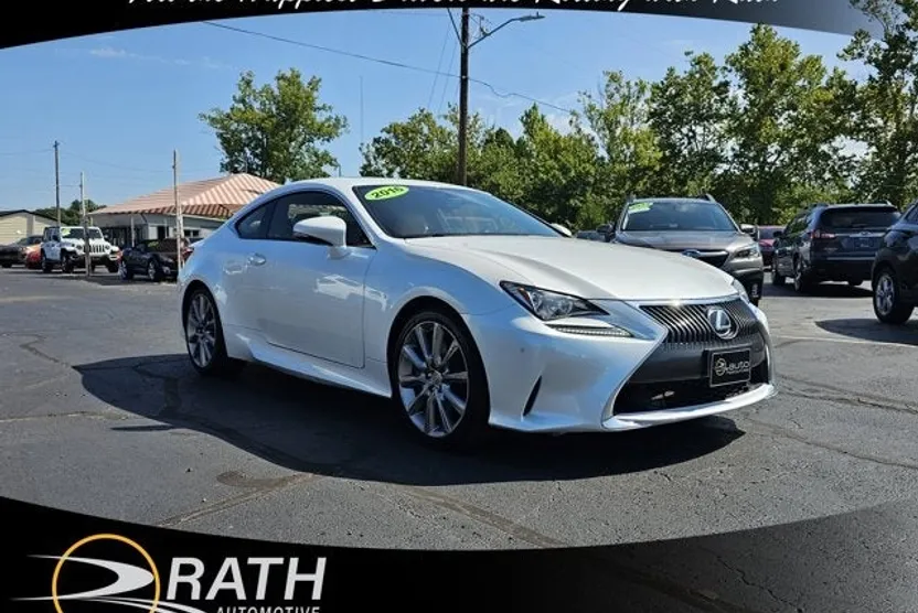 2016 Lexus RC 200t photo 1