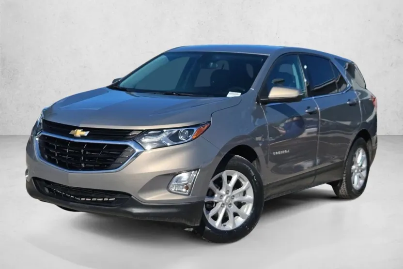 2018 Chevrolet Equinox LT photo 1