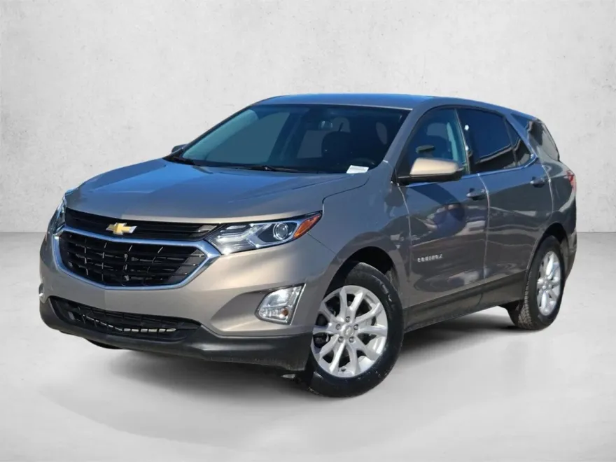 2018 Chevrolet Equinox LT photo 1
