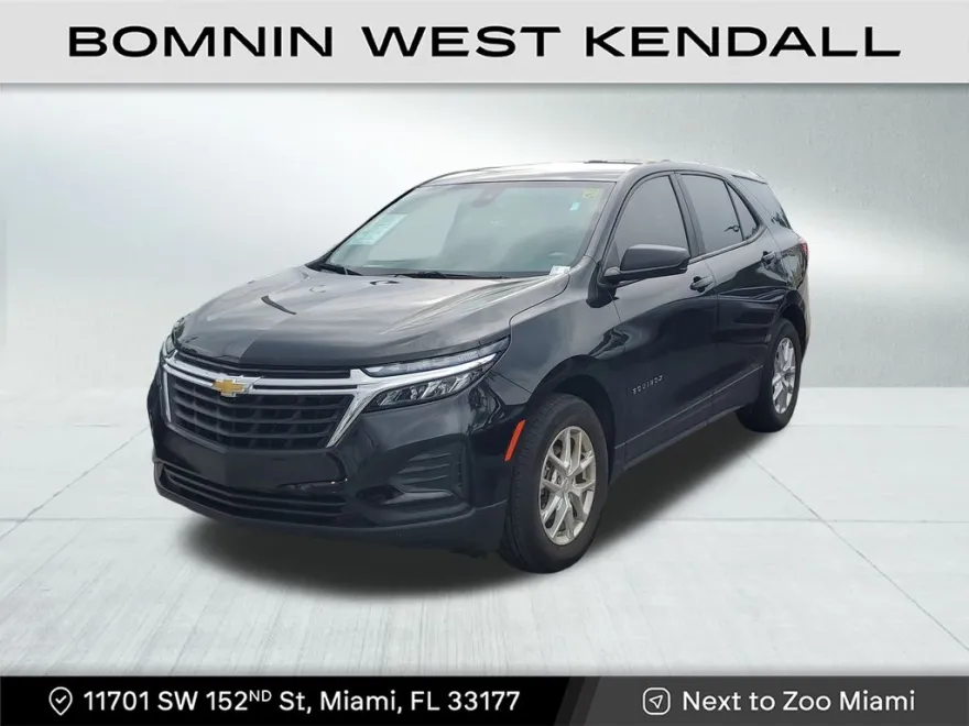 2023 Chevrolet Equinox LS photo 1