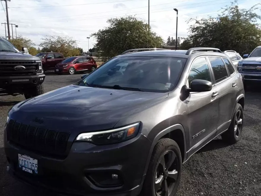 2021 Jeep Cherokee Altitude photo 1