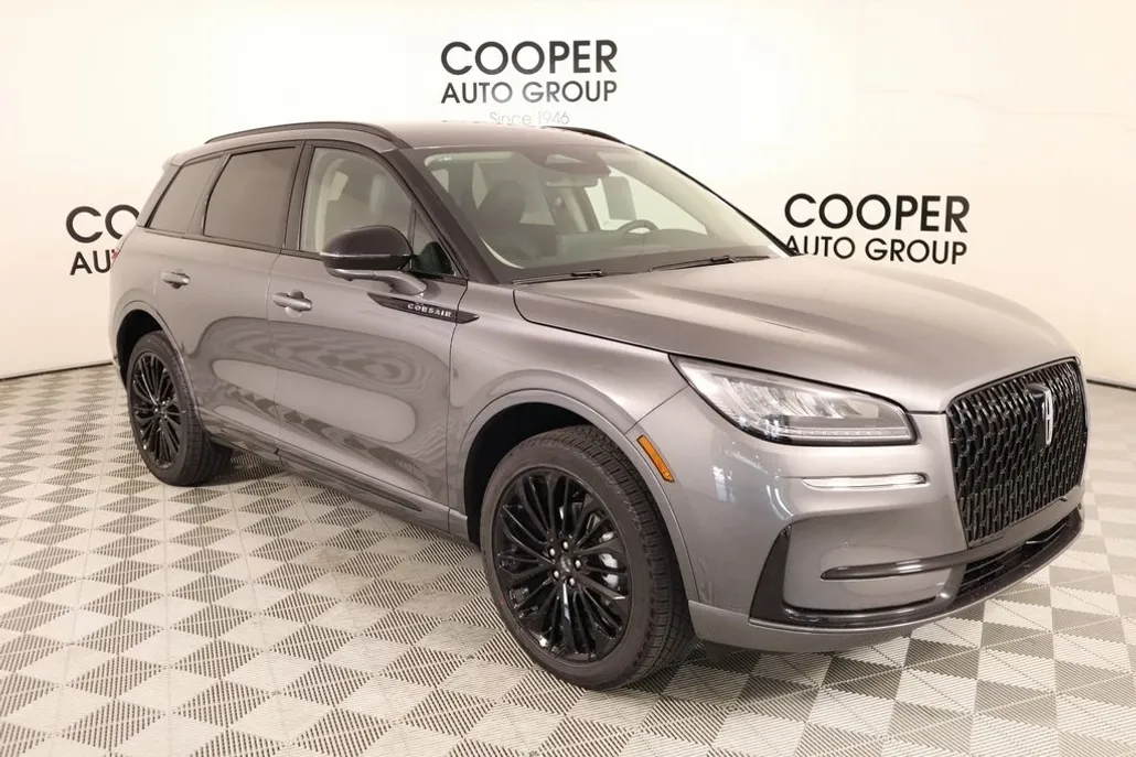 2026 Lincoln Corsair Premiere photo 1