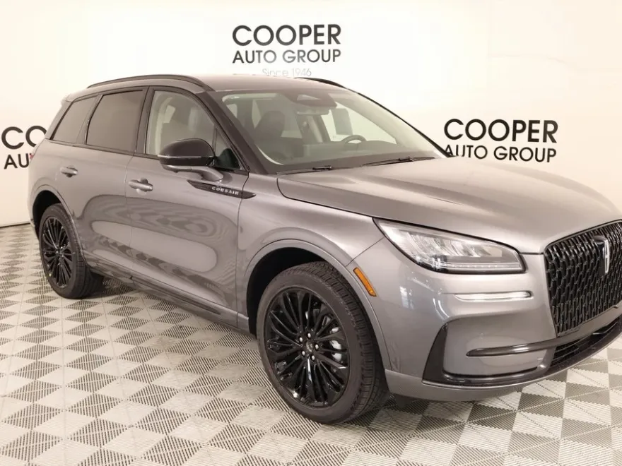 2026 Lincoln Corsair Premiere photo 1