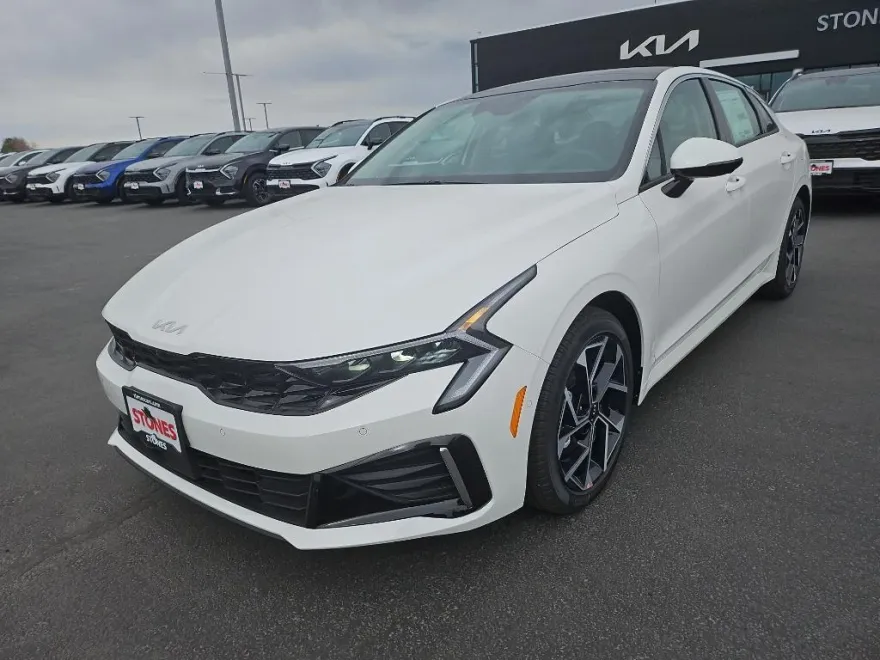 2025 Kia K5 EX photo 1