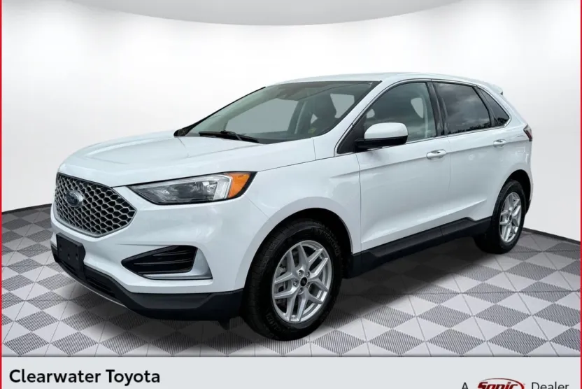 2024 Ford Edge SEL photo 1