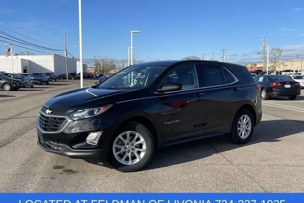2020 Chevrolet Equinox LT photo 1