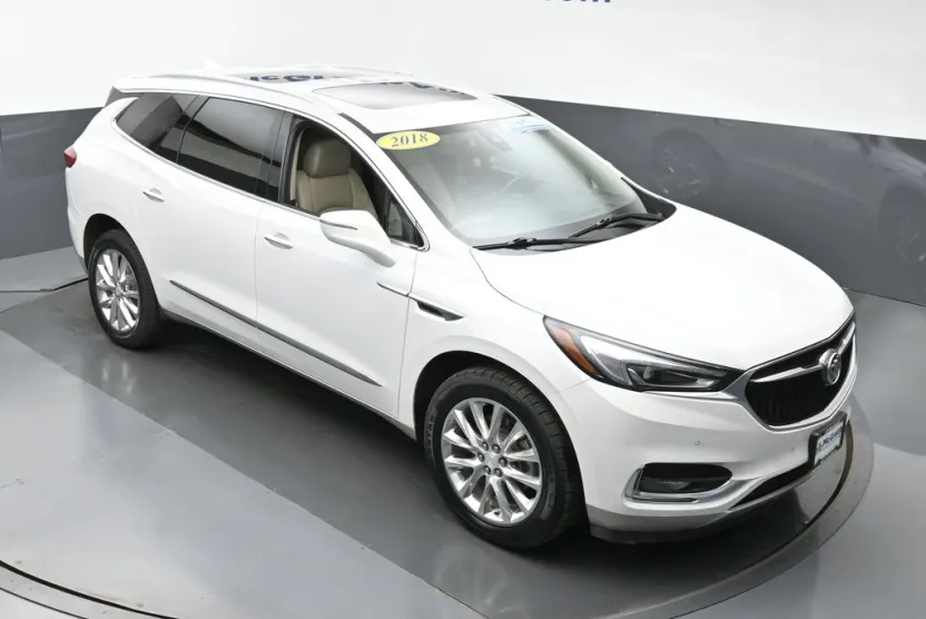 2018 Buick Enclave Premium photo 1