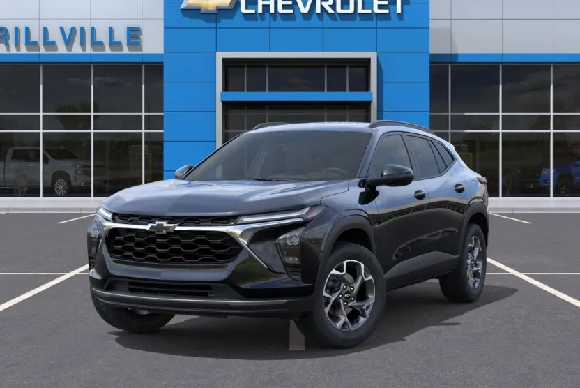 2026 Chevrolet Trax LT photo 1