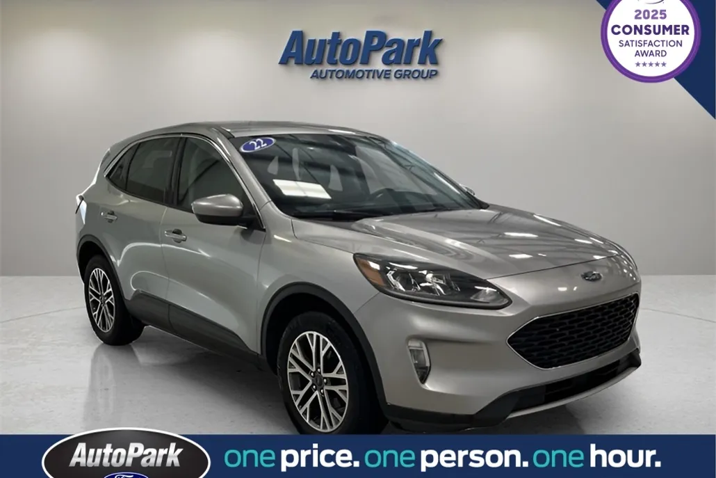 2022 Ford Escape SEL photo 1