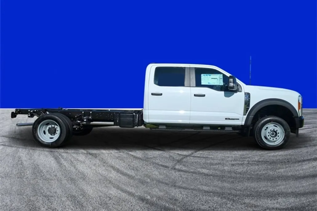 2026 Ford F-450 photo 1