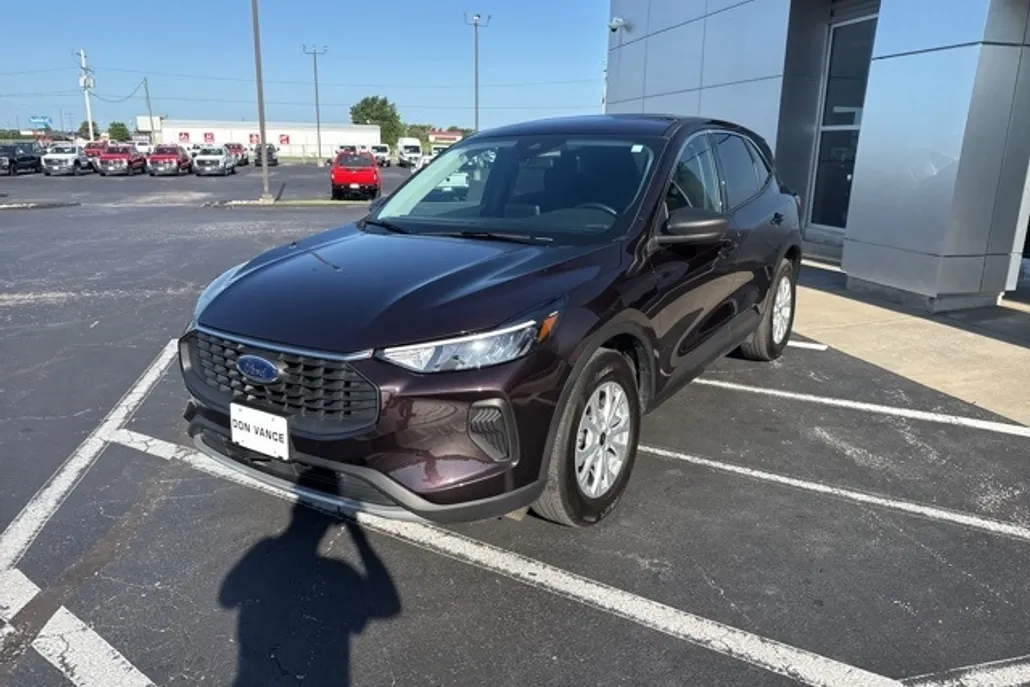 2023 Ford Escape Active photo 1