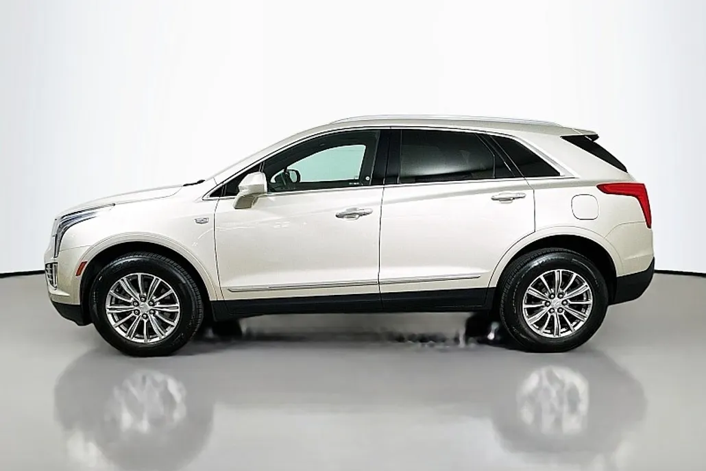 2017 Cadillac XT5 Luxury photo 1
