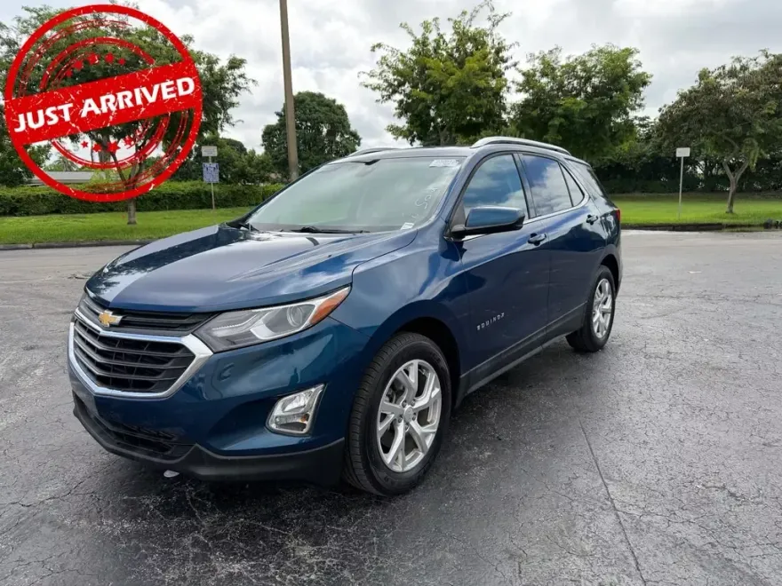 2020 Chevrolet Equinox LT photo 1