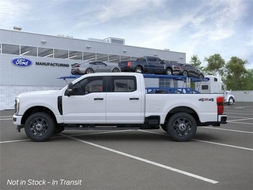 2025 Ford F-350 photo 1