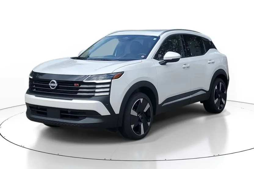 2025 Nissan Kicks SR photo 1