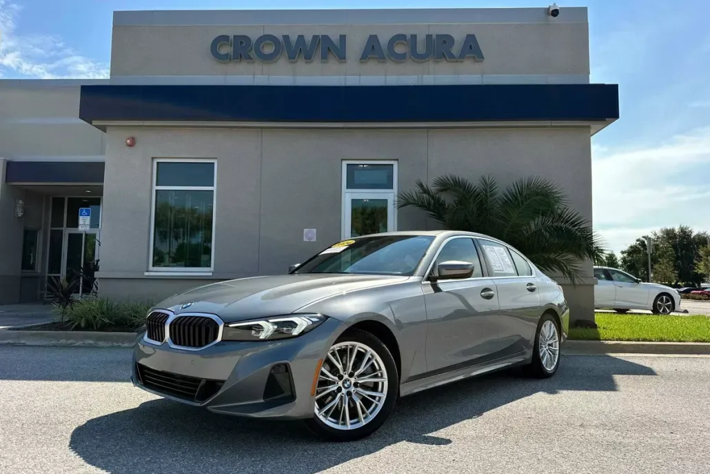 2024 Bmw 330i photo 1