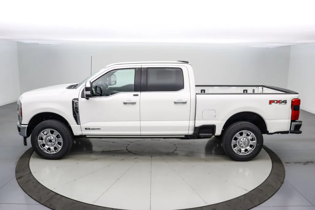 2025 Ford F-250 King Ranch photo 1