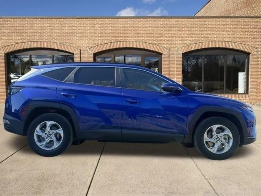 2022 Hyundai Tucson SEL photo 1