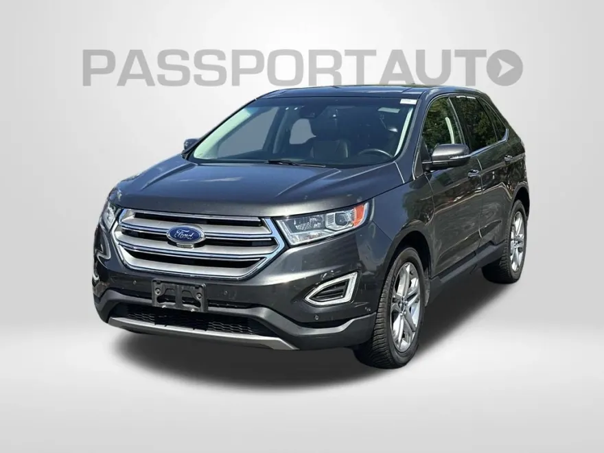 2015 Ford Edge Titanium photo 1