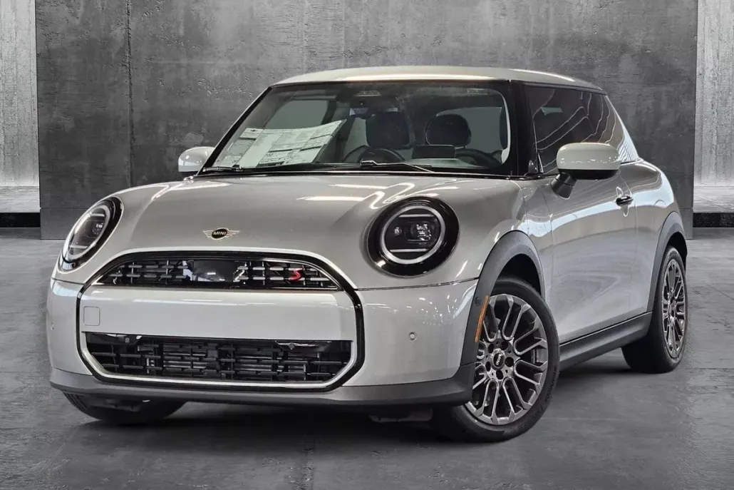 2025 Mini Cooper 2 Door Hardtop S photo 1