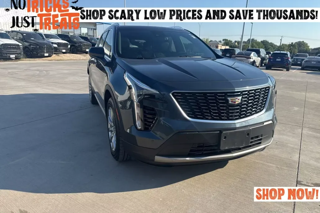 2020 Cadillac XT4 Premium Luxury photo 1