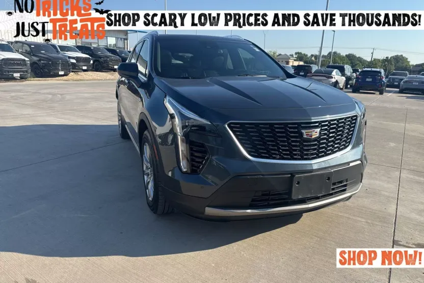 2020 Cadillac XT4 Premium Luxury photo 1