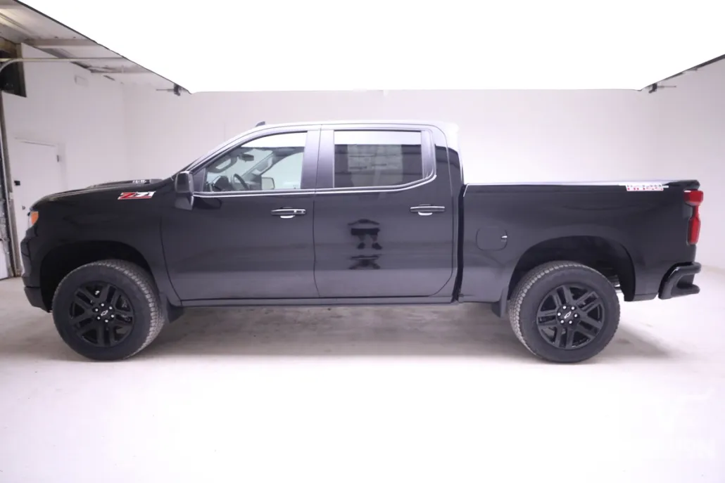 2025 Chevrolet Silverado 1500 LT Trail Boss photo 1