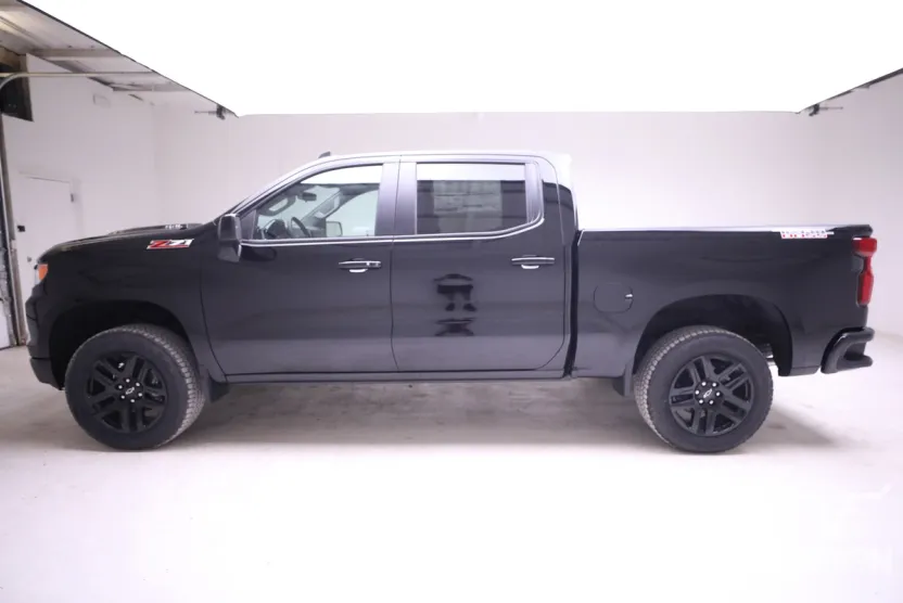 2025 Chevrolet Silverado 1500 LT Trail Boss photo 1