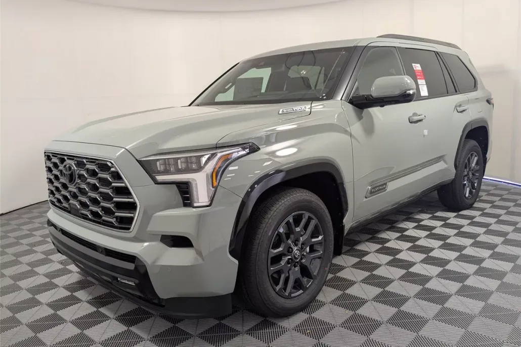 2026 Toyota Sequoia Platinum photo 1