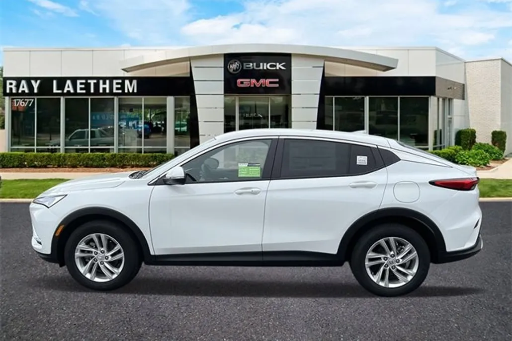 2025 Buick Envista Preferred photo 1