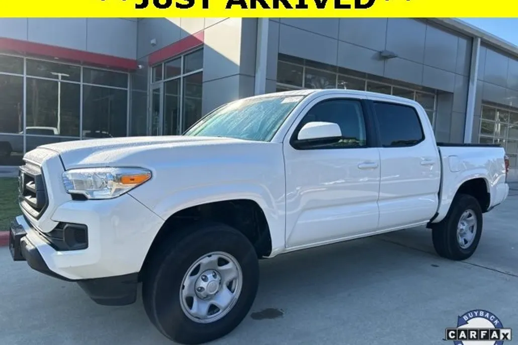 2023 Toyota Tacoma SR photo 1