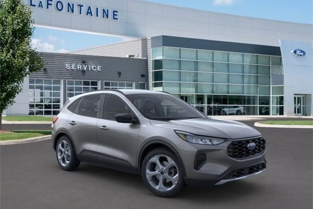 2025 Ford Escape ST-Line photo 1
