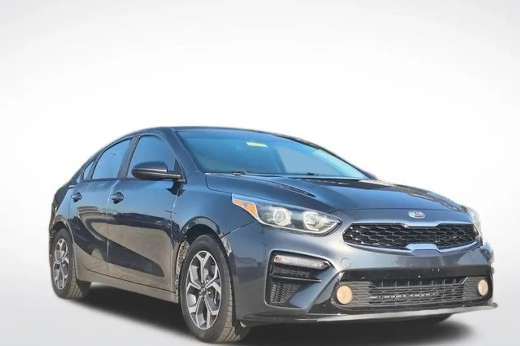 2019 Kia Forte LXS photo 1