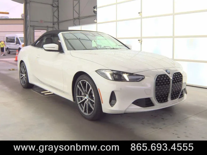 2025 Bmw 430i xDrive Convertible photo 1