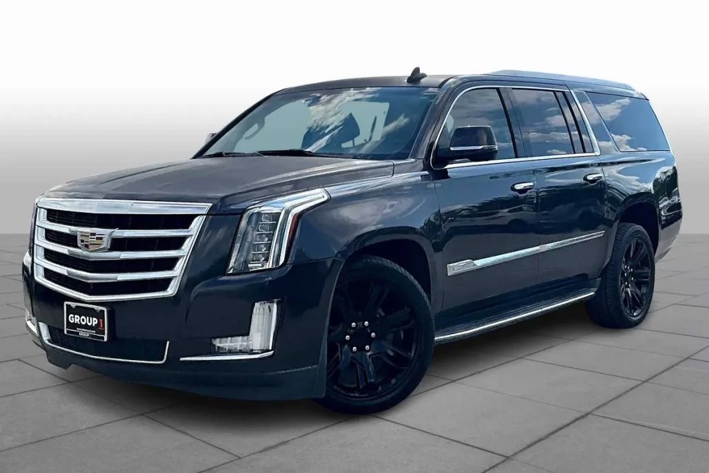 2016 Cadillac Escalade ESV Luxury photo 1