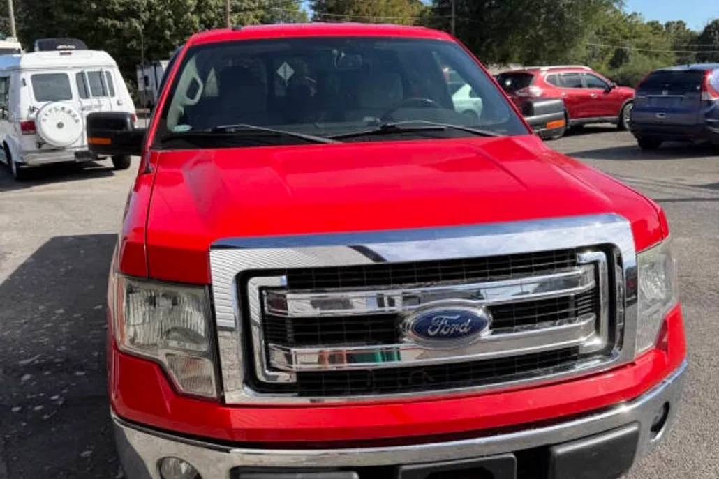 2014 Ford F-150 XLT photo 1