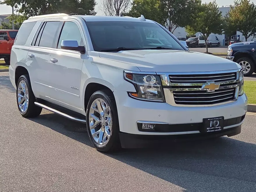2018 Chevrolet Tahoe Premier photo 1