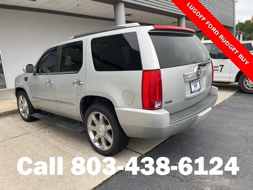 2011 Cadillac Escalade Premium photo 1