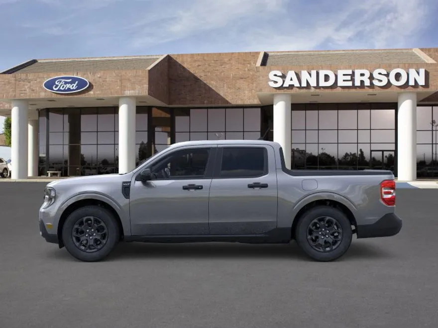 2025 Ford Maverick XLT photo 1