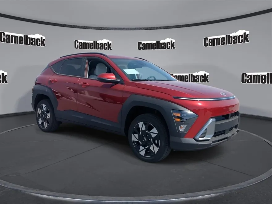 2025 Hyundai Kona SEL photo 1
