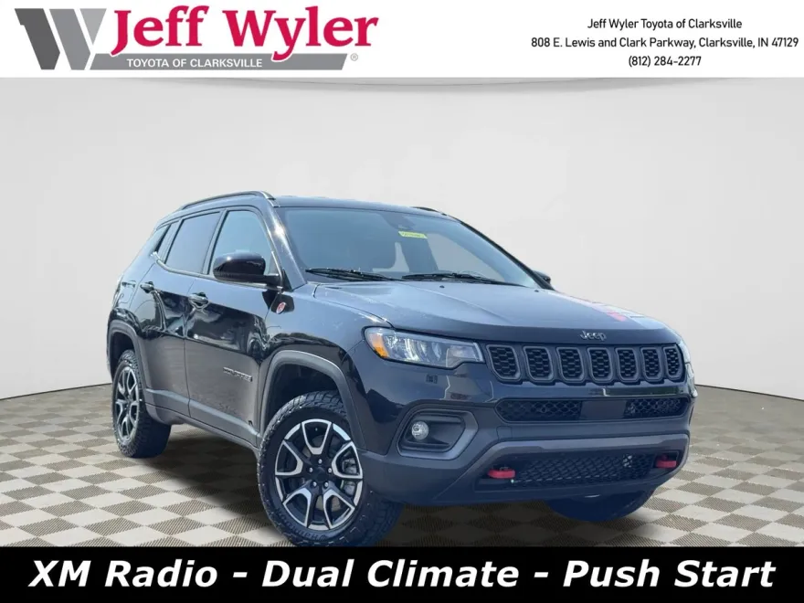 2024 Jeep Compass Trailhawk photo 1