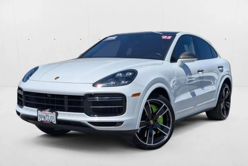 2022 Porsche Cayenne Coupe Turbo photo 1