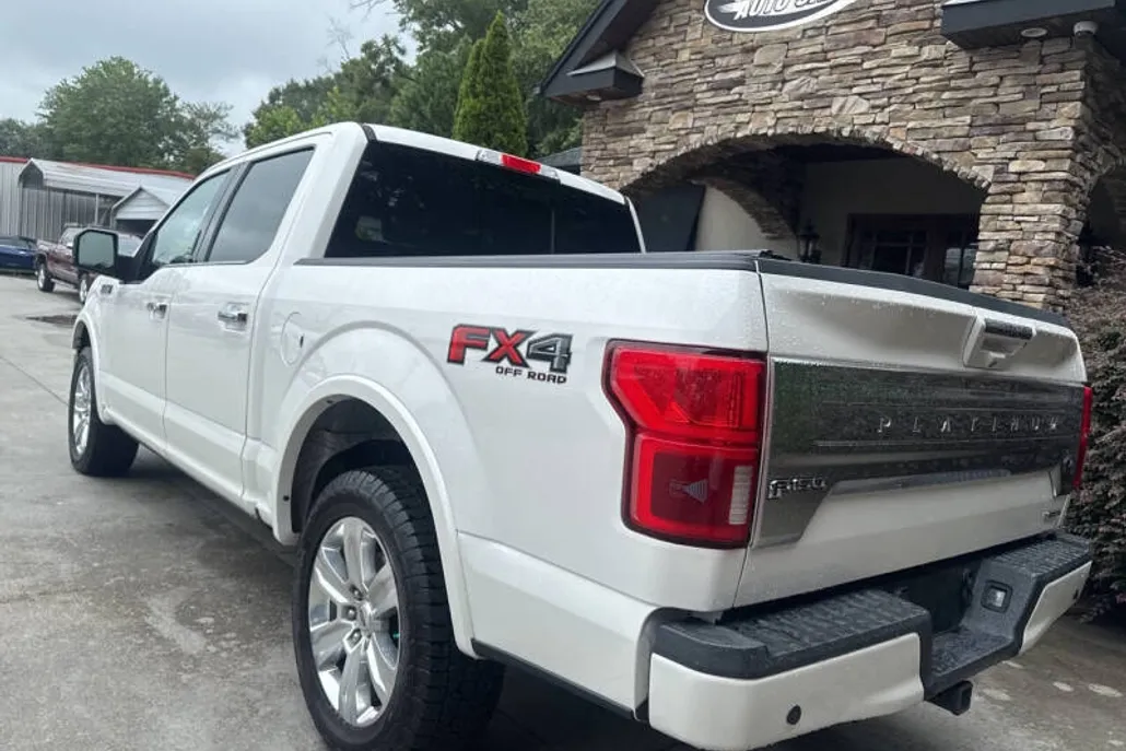 2018 Ford F-150 Platinum photo 1
