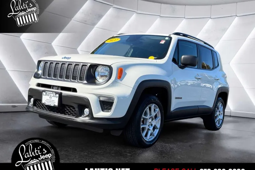 2022 Jeep Renegade Latitude photo 1