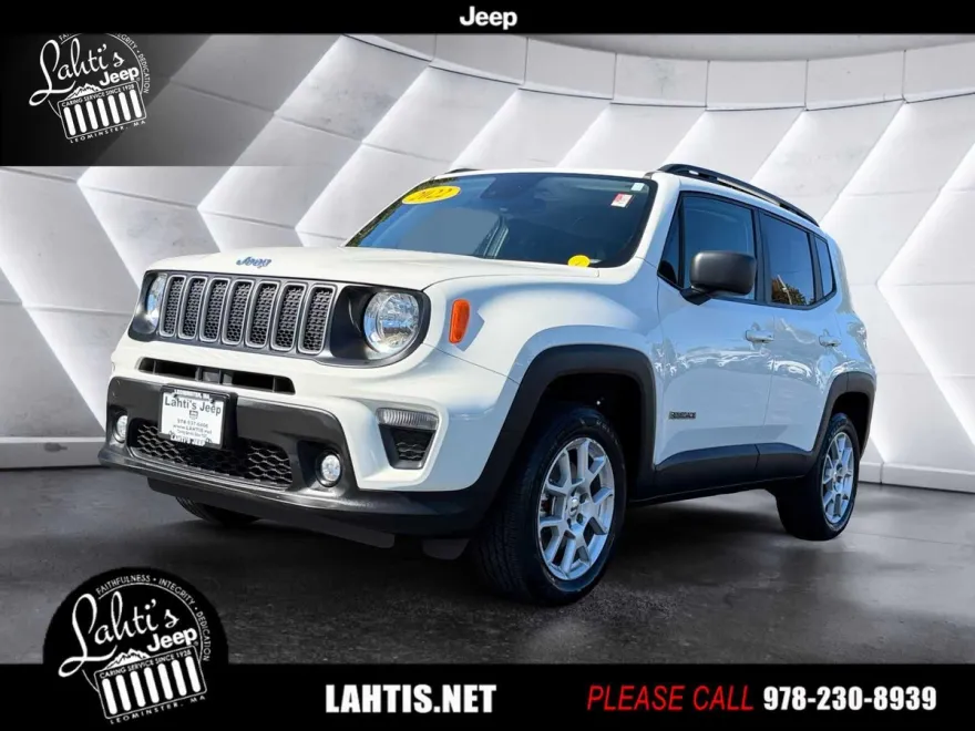2022 Jeep Renegade Latitude photo 1