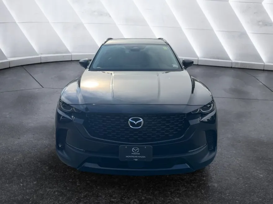 2025 Mazda CX-50 Premium photo 1